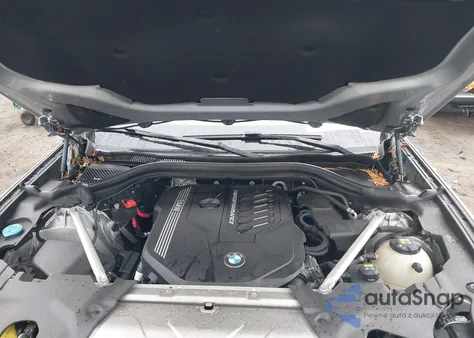 2021 BMW X4 M40I z USA, uszkodzony, nr VIN 5UX2V5C06M9E04474